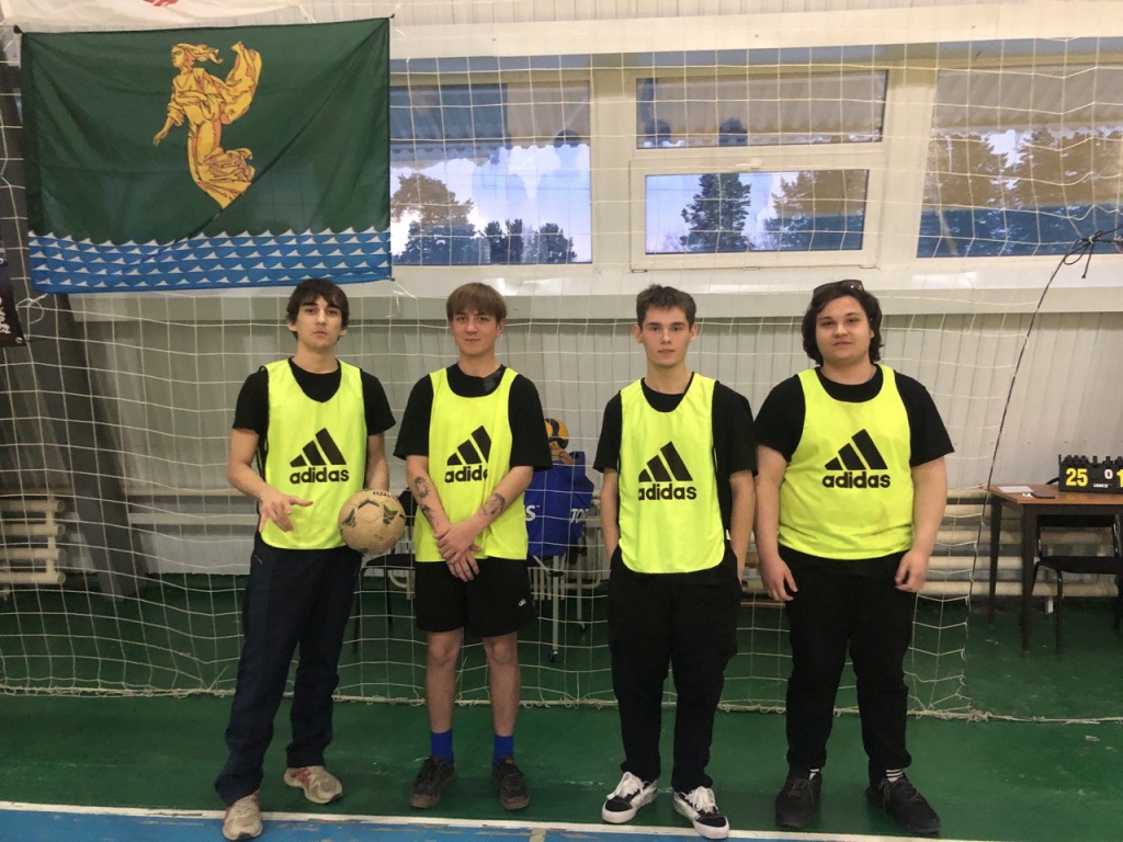 photo_2025-12-08_14-11-12.jpg photo_2025-12-08_14-11-12.jpg